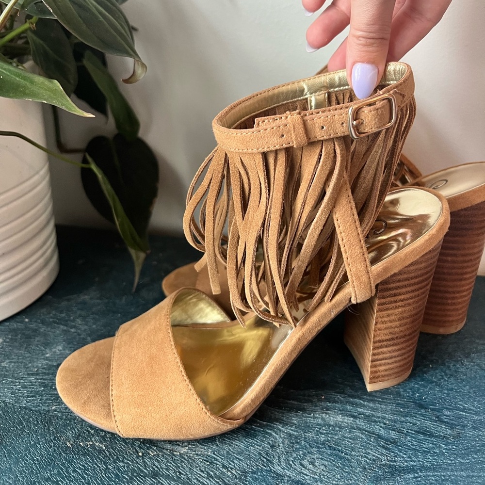 Fringe heels
